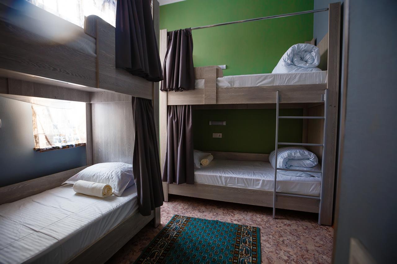 Mountain Road Hostel Almaty Eksteriør billede